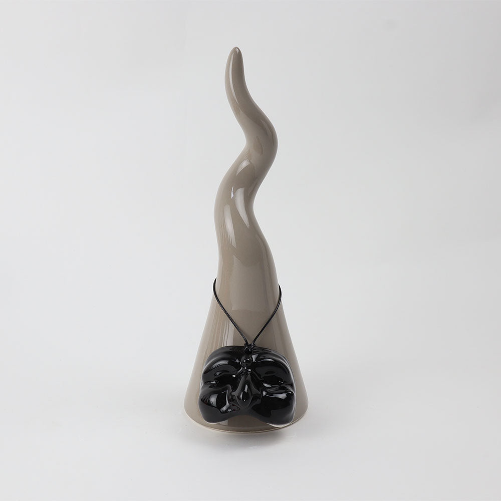 Corno in Ceramica con Maschera di Pulcinella - Siniscalchi Ceramics