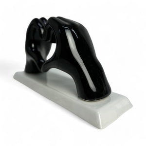 Mani a Cuore Nero con base - Siniscalchi Ceramics