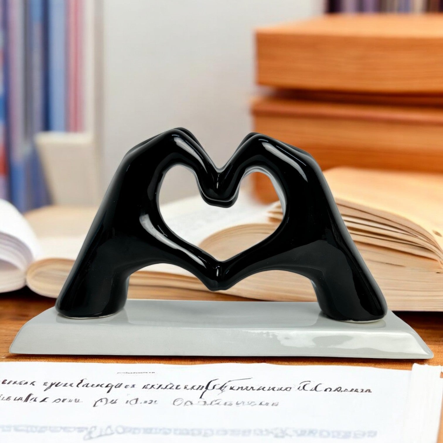 Mani a Cuore Nero con base - Siniscalchi Ceramics